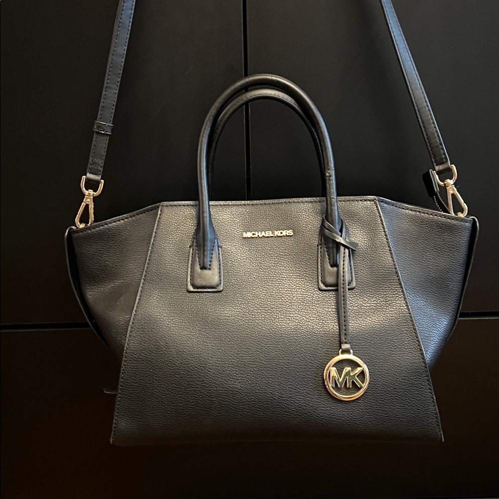 Michael Kors Selma Medium Satchel